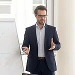 How I Mastered Public Speaking in 12 Steps 3 get rid of filler words, Master Public Speaking - Presenting to executives. How to present to senior executives. C-level presentation advice